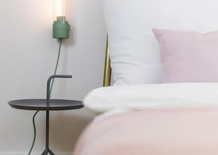 Hotel apartamentowy Stacey Downtown