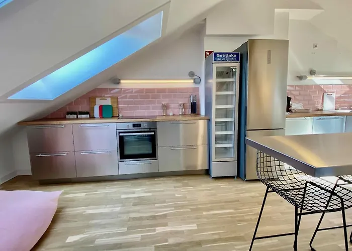 Hotel apartamentowy Stacey Downtown